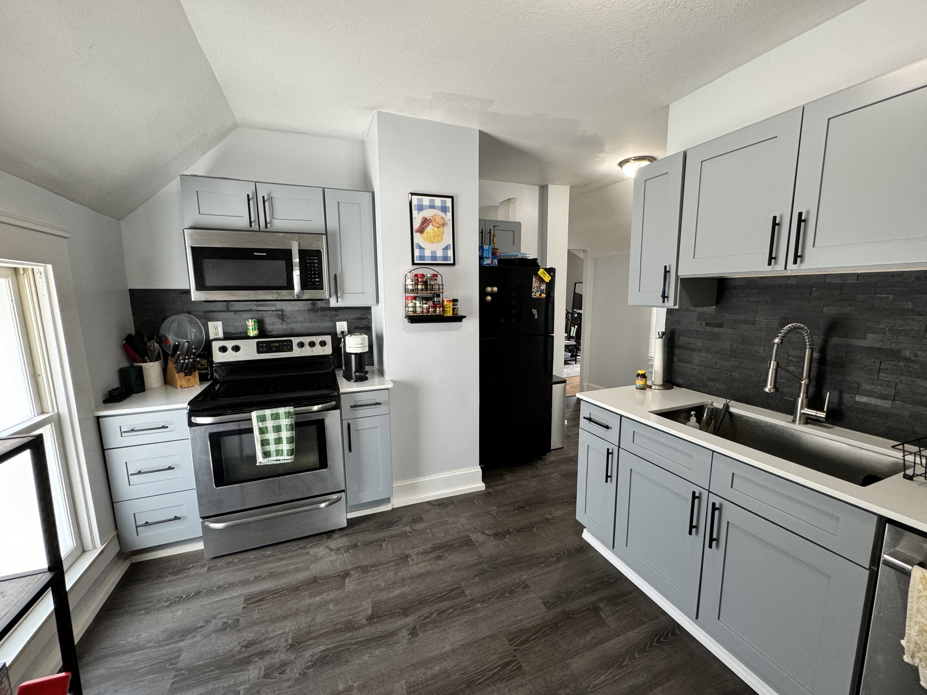 648 Iglehart Avenue - 2