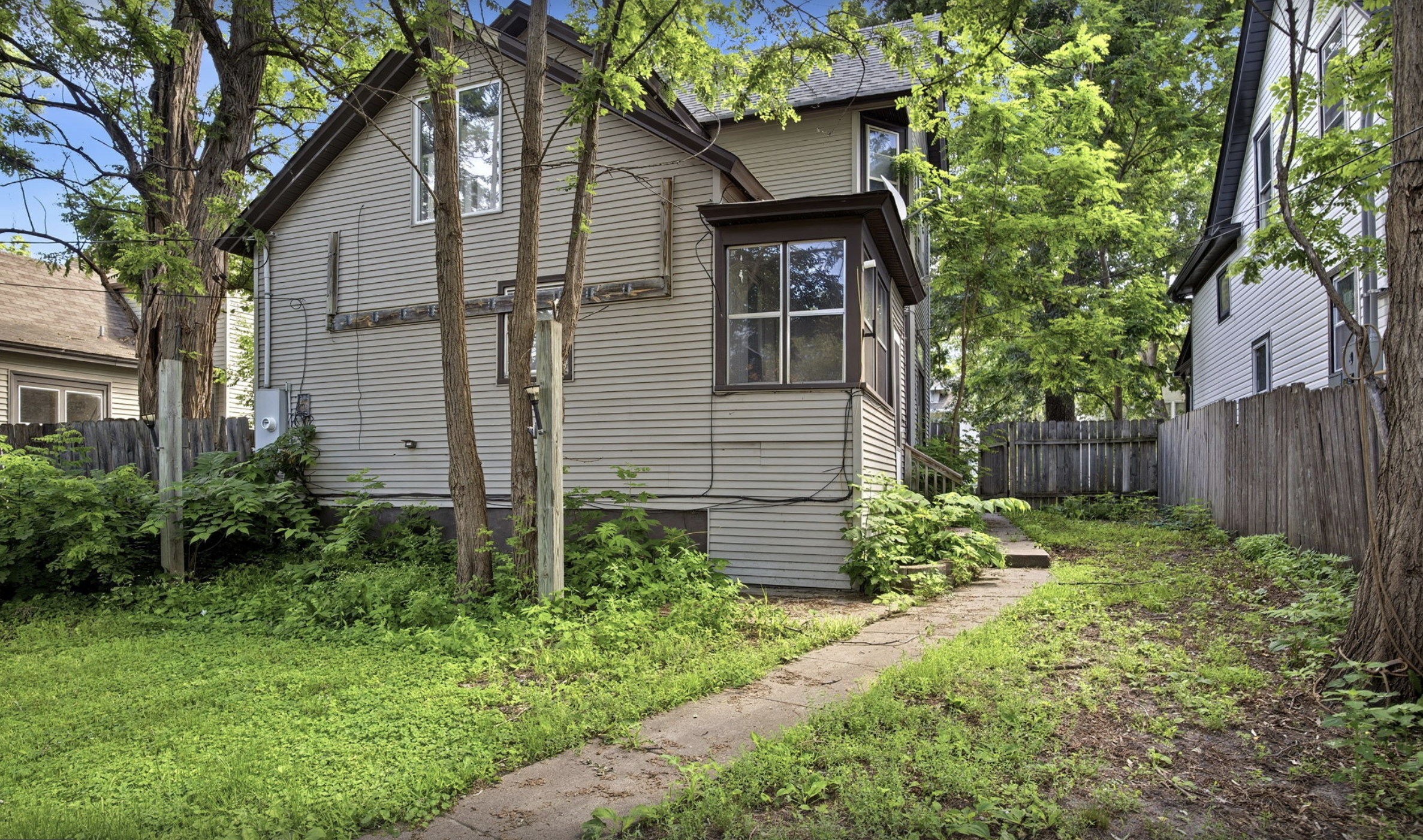 Property thumbnail image