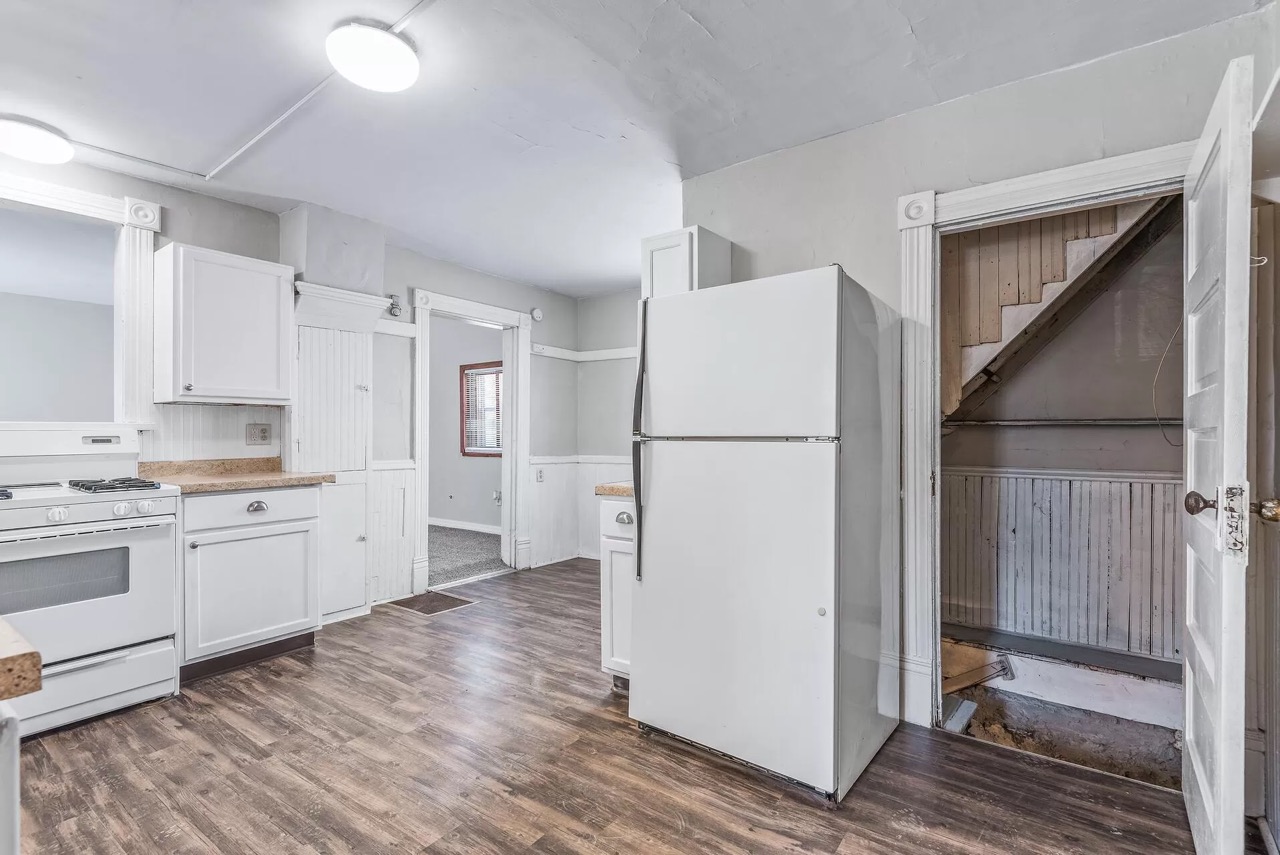 Property thumbnail image